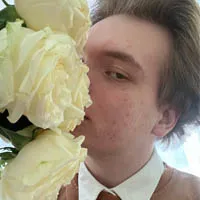 потворний Еліс
